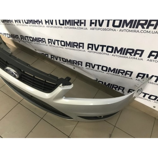 Бампер передний комплектный Ford Focus 2 2008-2010 8M5117757AW